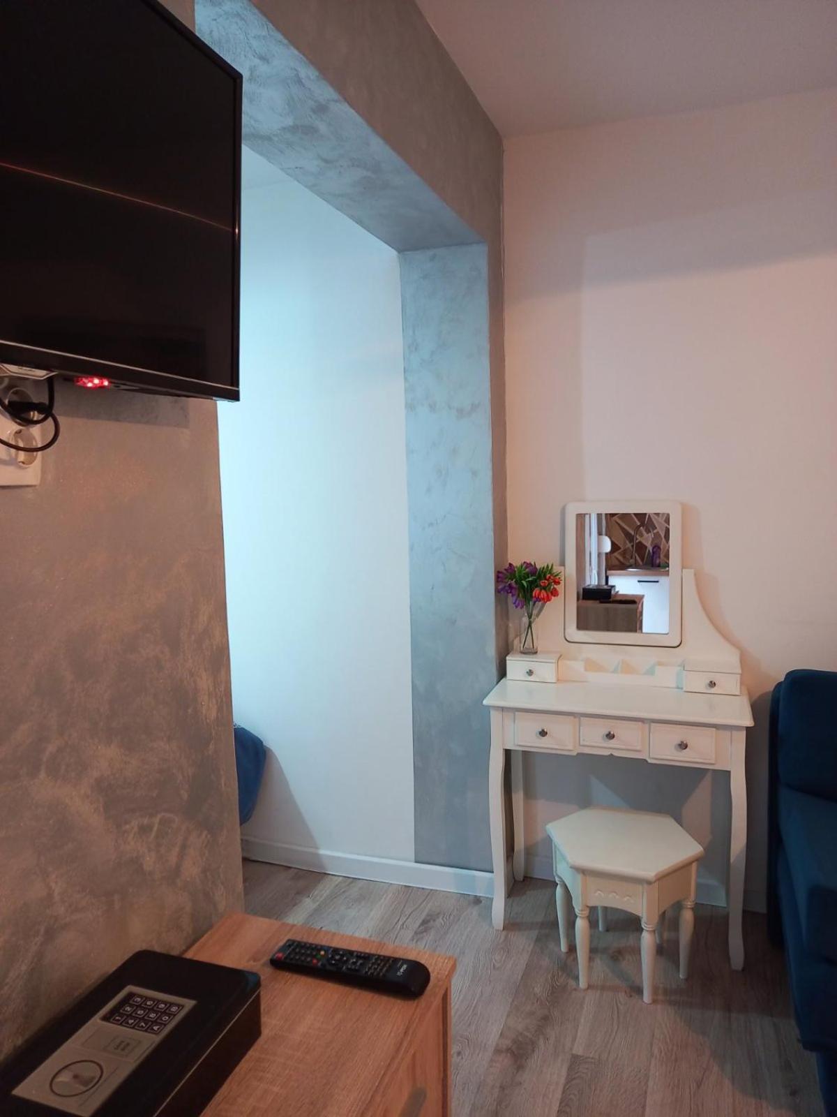 Studio Nena موستار المظهر الخارجي الصورة